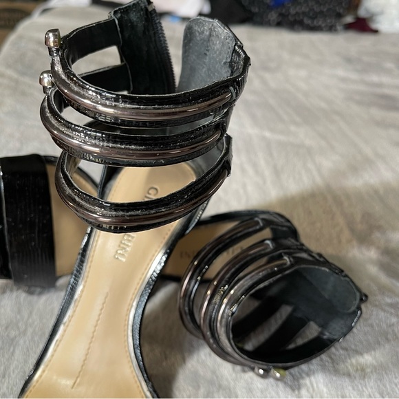 Gianni Bini black heels. Size 5.5 - Picture 6 of 7